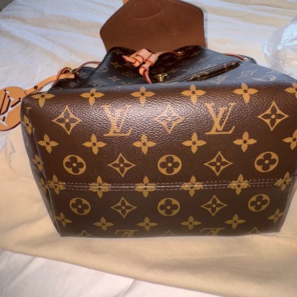 🤎SOLD🤎Louis Vuitton Montsouris PM - Picture 8 of 13